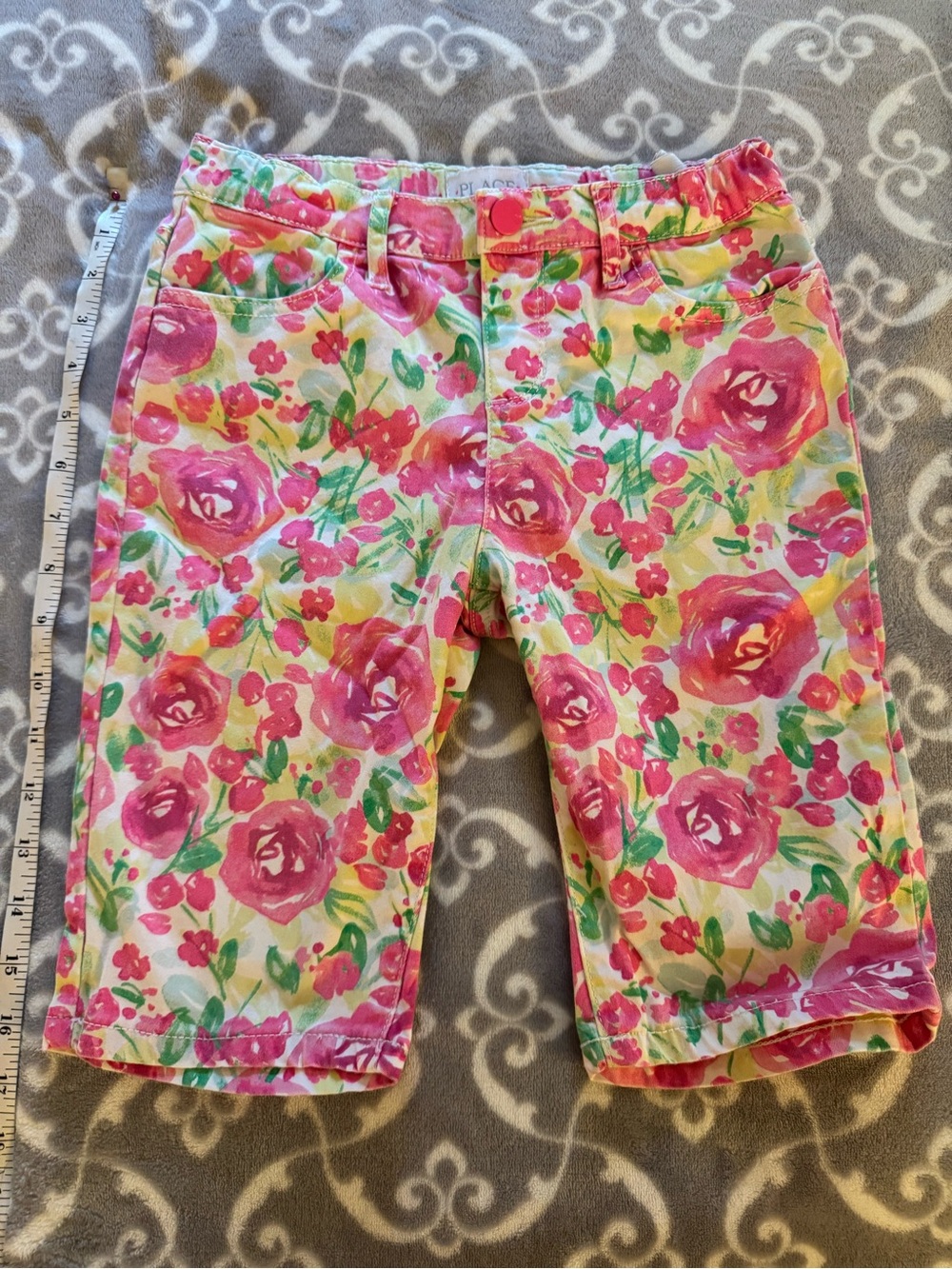 The Children’s Place  Pink Floral Girls' Shorts size 10